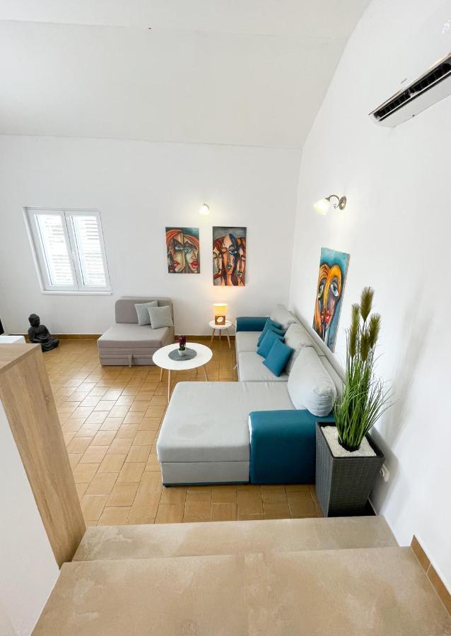 Spacious Apartment Amaros Korčula Buitenkant foto